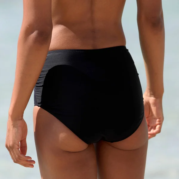Bas de maillot de bain sculptant taille haute uni Solaro, noir