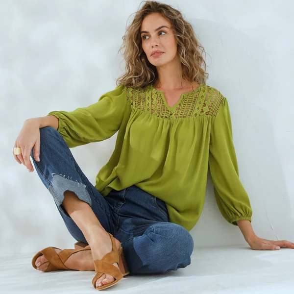 Blouse macramé manches 3/4, vert mousse