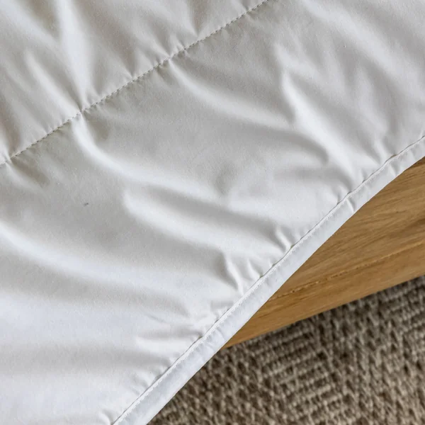 Couette pure laine vierge Woolmark® 600g/m², blanc