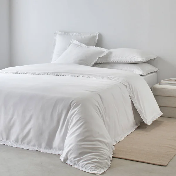Linge de lit blanc brodé Colombine®, blanc