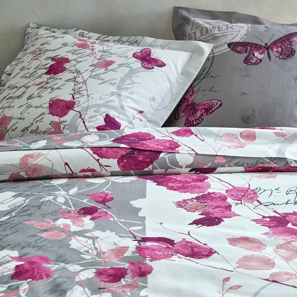 Linge de lit Célestine en coton imprimé fleurs et papillons, gris / parme