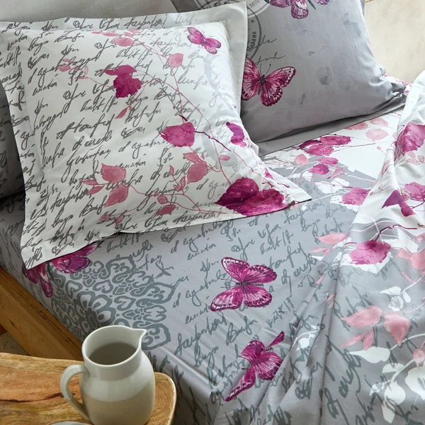 Linge de lit Célestine en coton imprimé fleurs et papillons, gris / parme