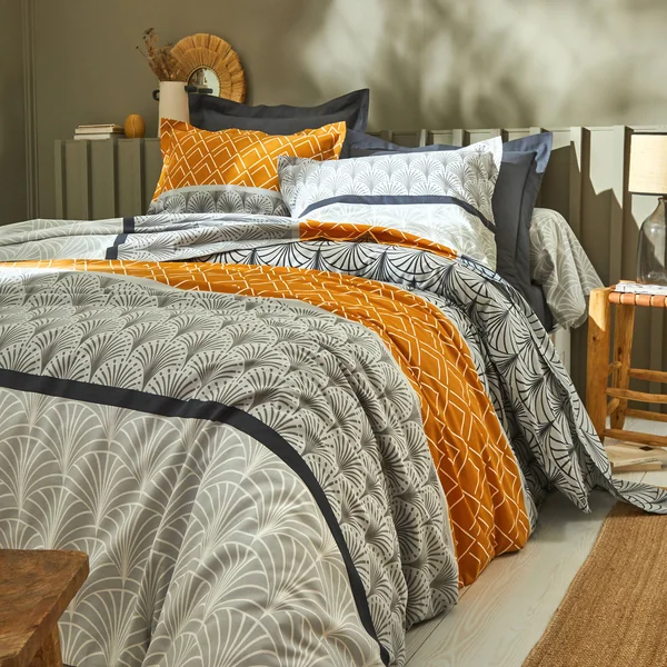 Linge de lit Eddy en coton à motifs graphiques, caramel