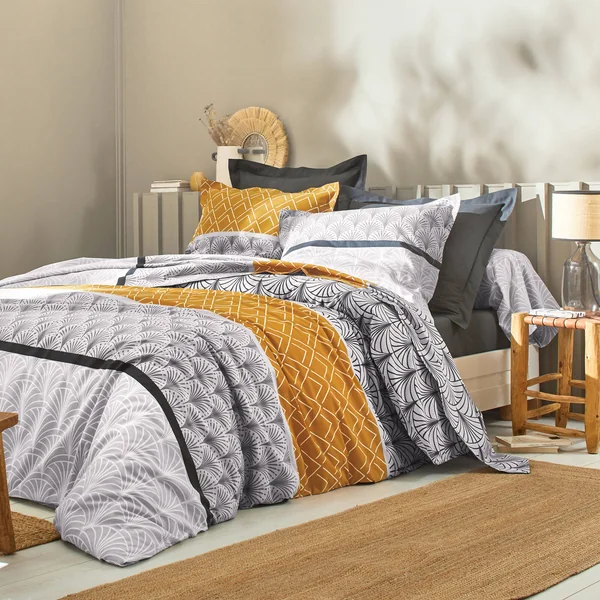 Linge de lit Eddy en coton à motifs graphiques, caramel