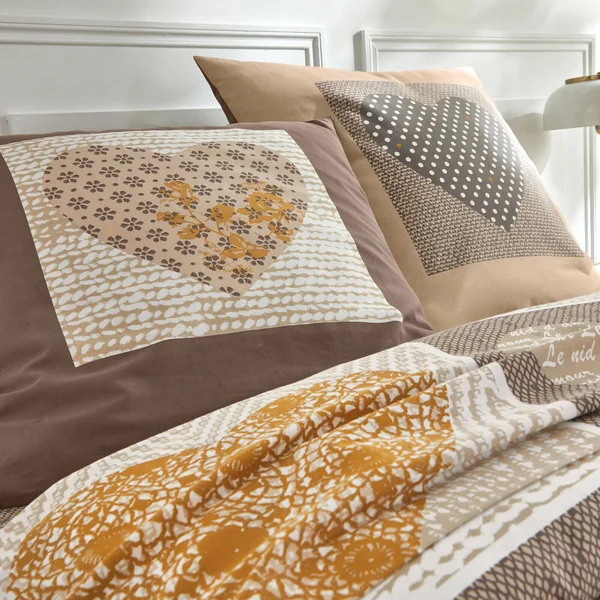 Linge de lit Lovely en flanelle imprimé coeurs , beige / caramel