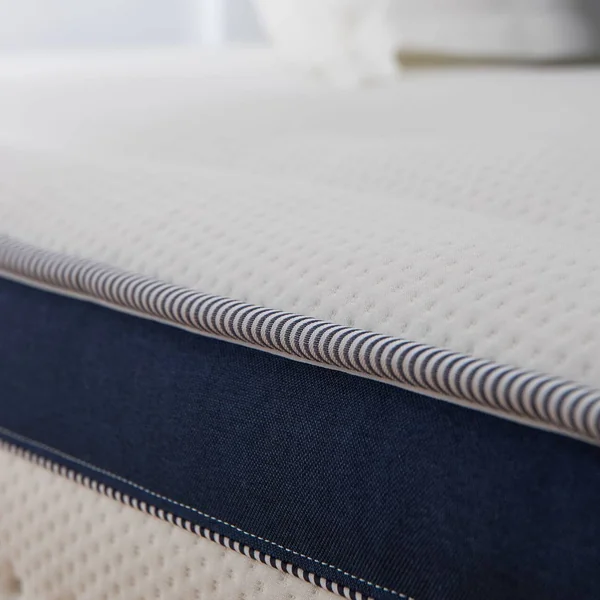 Matelas ressorts ensachés et mousse 32 cm Edith - 140 x 200 cm