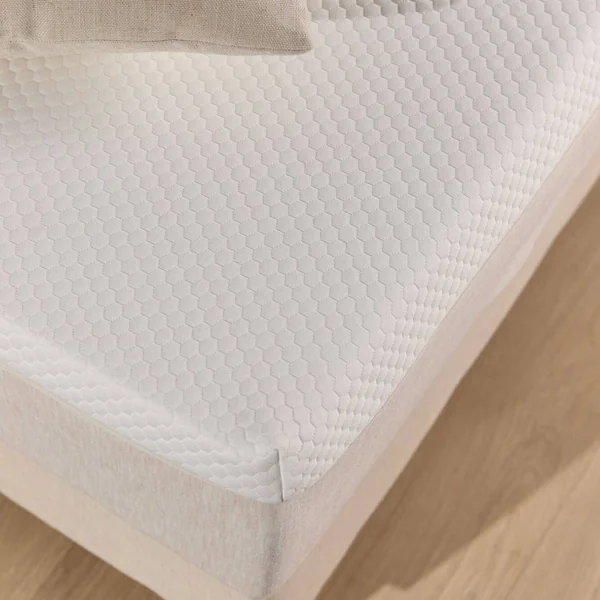 Matelas roulé mousse haute résilience avec mémoire de forme 25 cm Claire - 140 x 190 cm