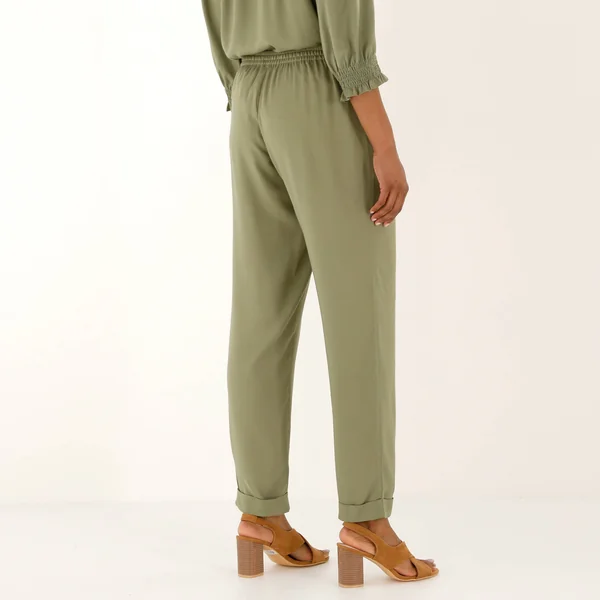 Pantalon 7/8 fuselé uni, kaki