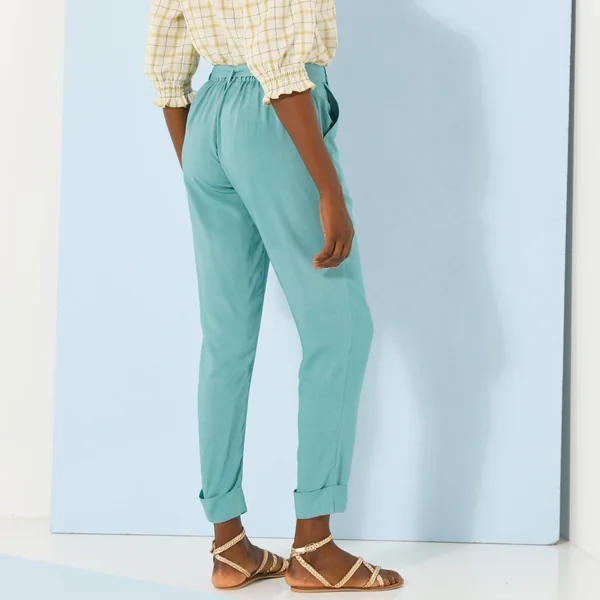 Pantalon 7/8ème fuselé uni, tissu fluide, bleu grisé