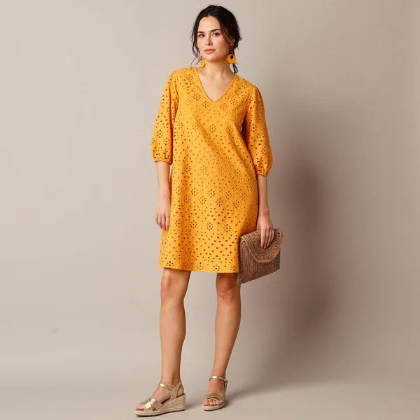 Robe broderie anglaise manches 3/4, safran