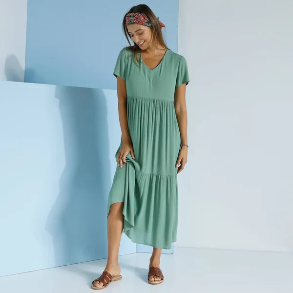 Robe col V longue unie, crépon, kaki clair