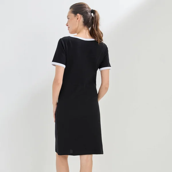 Robe courte bicolore, manches courtes, noir / blanc