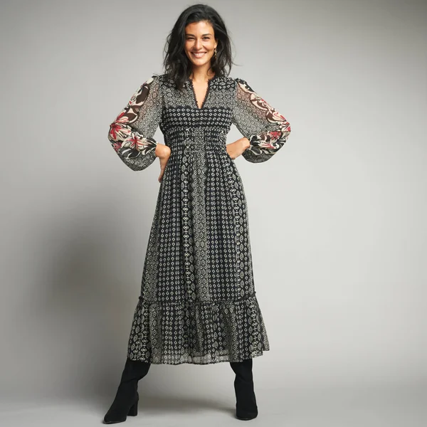 Robe longue en voile, imprimé ethnique, noir / beige