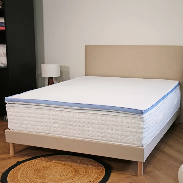 Surmatelas sensation fraîcheur mémoire de forme, blanc