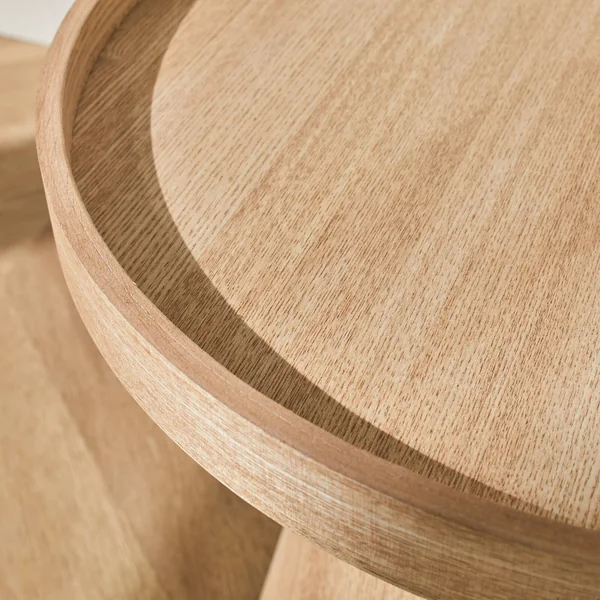 Table d'appoint ronde coloris bois, naturel