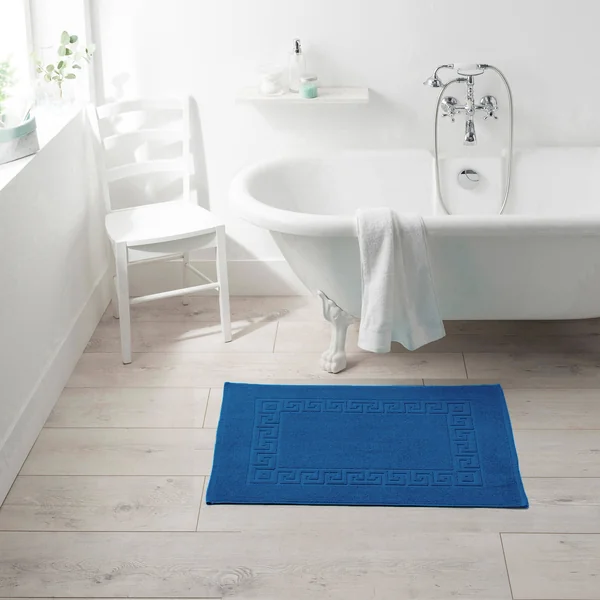 Tapis de bain éponge liteau motif frise grecque, bleu dur