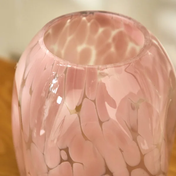 Vase en verre tacheté, parme