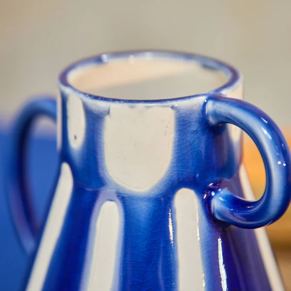 Vase grès rayures colorées 2 anses, bleu / blanc